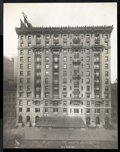 Hotel Woodstock al 127 West 43rd Street, New York da Byron Company