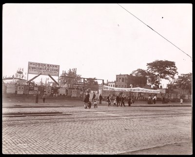 Parco giochi e palestra della Hudson Bank, 53rd Street e 11th Avenue, New York, 1898 da Byron Company