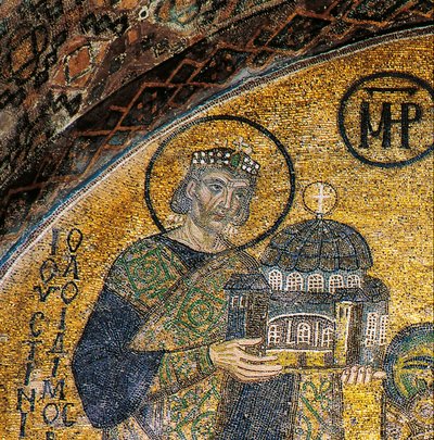 Imperatore Giustiniano che presenta la Hagia Sophia alla Vergine e al Bambino (mosaico) da Byzantine