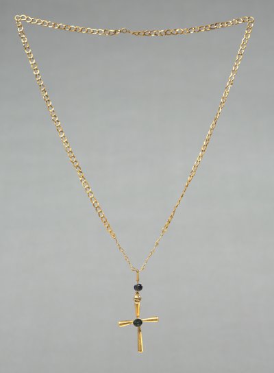 Catena con croce pendente, 500 da Byzantine School