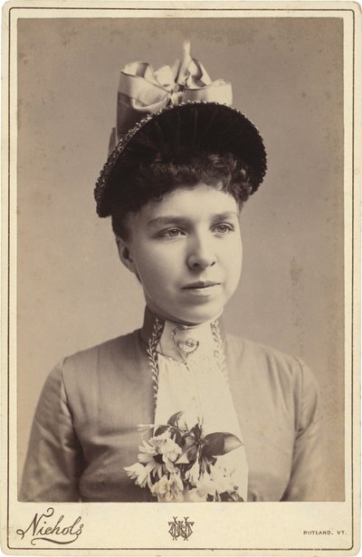 Ritratto di donna, anni 1880-1890 (foto) da C.W. Nichols