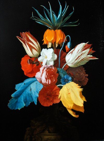 Un bouquet di fiori in un vaso scolpito da C. van der Radt
