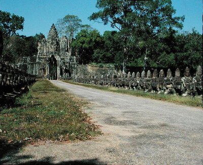 Vista della porta sud da Cambodian