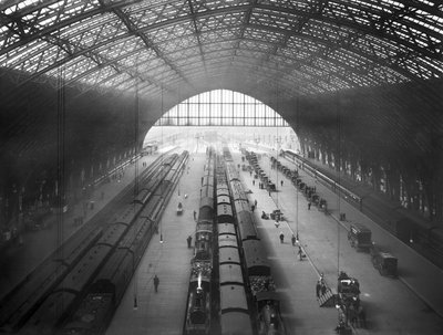 Stazione di St Pancras, Camden, Londra, 1895 da Campbell