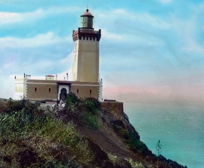 Nord del Marocco, faro a Capo Spartel, situato a 12 km a ovest di Tangeri, data immagine: circa 1910. Archivio Carl Simon da Carl Simon