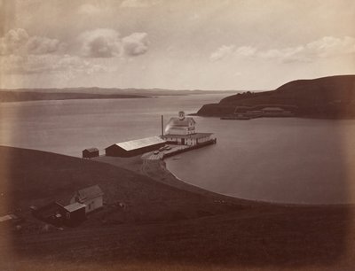 Stretto di Carquennes, da South Vallejo, 1868-69 da Carleton Emmons Watkins