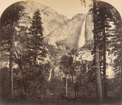 Cascata di Yosemite. Giù per la valle. 2637 piedi, 1861 da Carleton Emmons Watkins