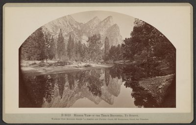 La vista allo specchio dei tre fratelli, Yo Semite da Carleton Watkins