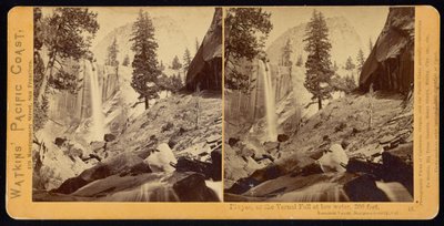 Piwyac, o la Cascata Vernale, 300 piedi, Valle di Yosemite, Contea di Mariposa, Cal da Carleton Watkins