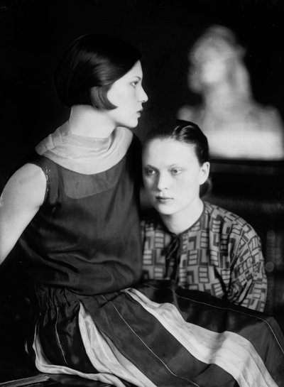 Ritratto di Wanda e Marion Wulz, Trieste, c.1920 da Carlo Wulz