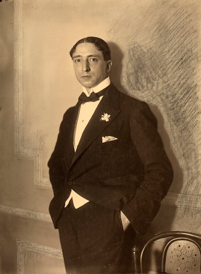 Ritratto del giornalista Luigi Barzini in abito formale da Carlo Wulz