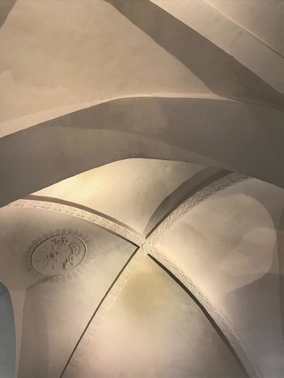 Composizione - Architettura - Dettagli, 2019 (foto) da Cécile Jamet