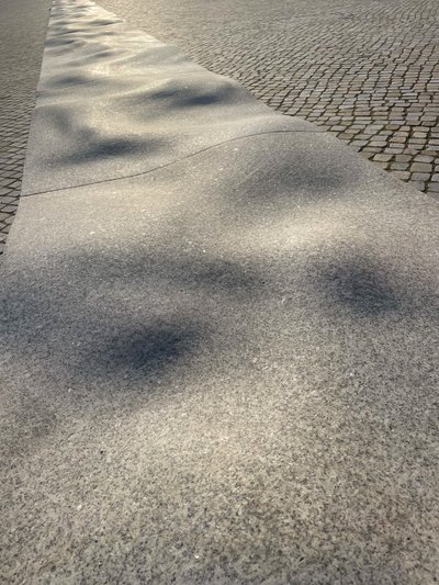 Composizione - Architettura - Dettagli, 2024 (foto) da Cécile Jamet