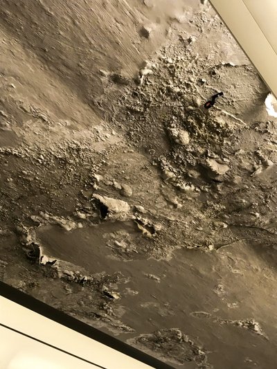 Composizione - Metro, 2019 (foto) da Cécile Jamet