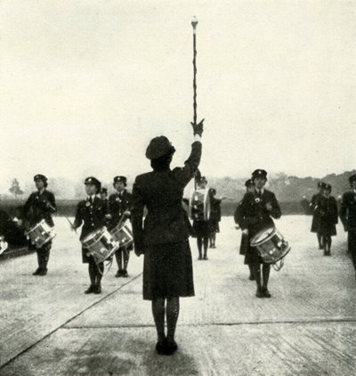 Banda W.A.A.F. in parata da Cecil Beaton