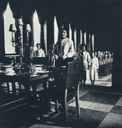Steward del vino Wren nella Sala dei Banchetti del Grande Wren, 1941 da Cecil Beaton