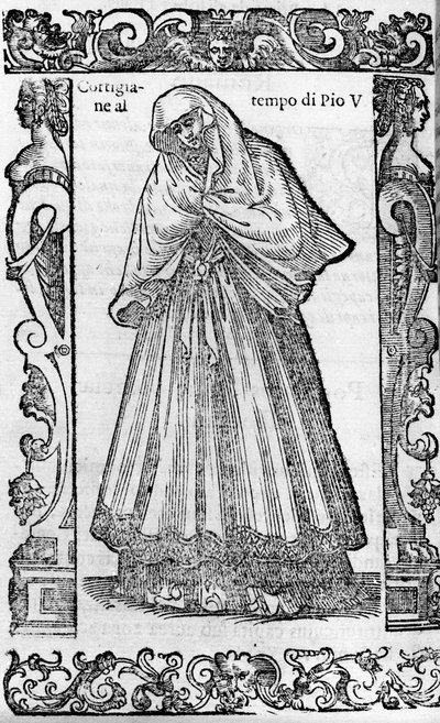 Rinascimento: una cortigiana al tempo di Papa Pio V (1566-1572). Incisione da Modern and Ancient Costumes di Cesare Vecellio da Cesare (attr. to) Vecellio