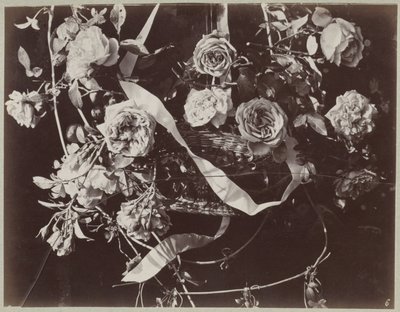 Studio di fiori con cesto e nastri da Charles Aubry (manner of)