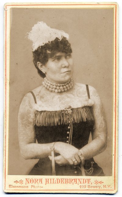 Ritratto di Nora Hilderbrandt, c.1893 da Charles Eisenmann