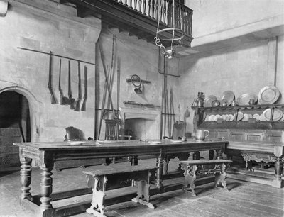 Sala dei Banchetti nella Torre da Charles Latham