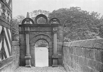Porta del Giardino da Charles Latham