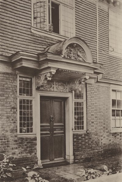 Casa a Burwash, Portone da Charles Latham