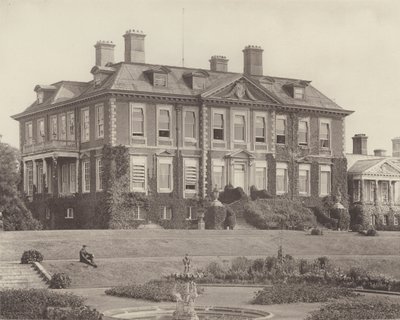 Melton Constable, Norfolk, la facciata del giardino da Charles Latham