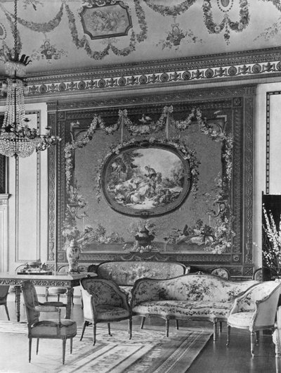 Parete sud della sala di ritiro rossa da Charles Latham