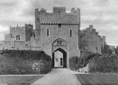 La porta inglese antica da Charles Latham
