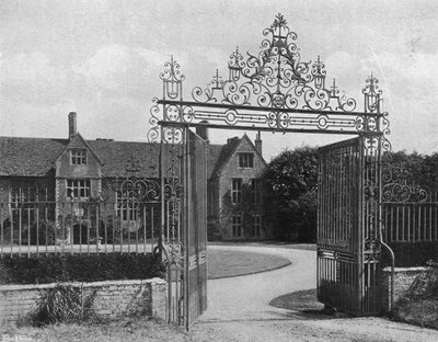 La casa e il cortile da Charles Latham