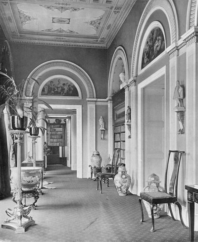 Il corridoio della biblioteca da Charles Latham