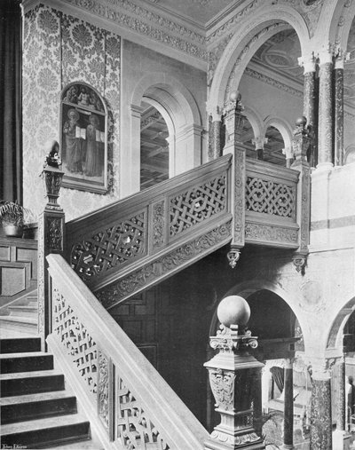 Le balaustre traforate della grande scala da Charles Latham