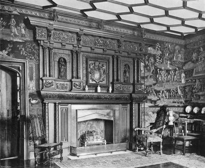 La Sala degli Arazzi da Charles Latham