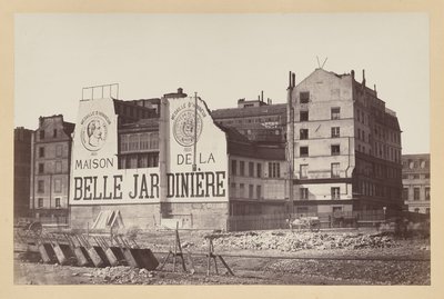 La Belle Jardinère: il negozio di rue de la Cité durante la sua demolizione, Parigi da Charles Marville