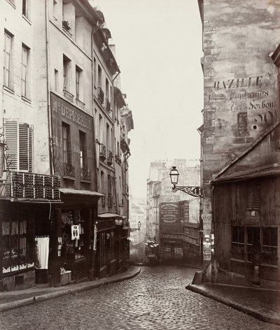 Rue de la Montagne-Sainte-Geneviève vicino all