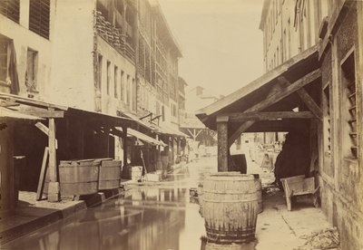 [Conceria sulle rive della Bièvre] / [La Bièvre e le concerie, ora fognatura di suterrain]. da Charles Marville