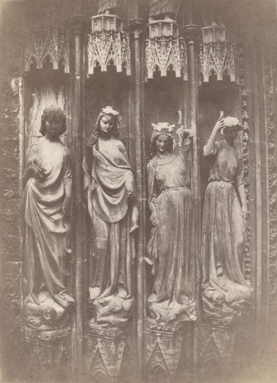 Le Virtù che schiacciano i Vizi, Cattedrale di Strasburgo, 1853 da Charles Marville