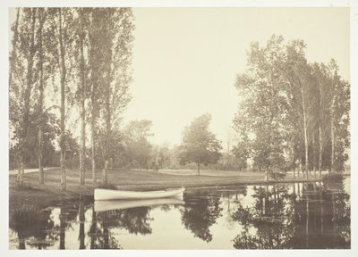 Senza titolo, c. 1850. [Barca su un lago nel Bois de Boulogne, un parco a Parigi] da Charles Marville
