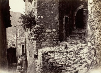 Una strada a Sainte-Agnès vicino a Roquebrune, c. 1865 da Charles Nègre