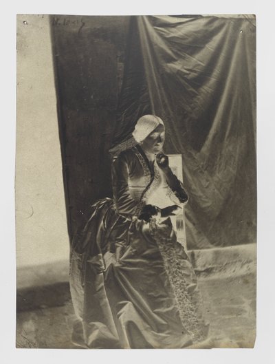 Ritratto di una donna sconosciuta seduta da Charles Nègre