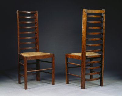 Due sedie a schienale a scala, per le Sale da Tè di Miss Cranston, Glasgow, c.1903 da Charles Rennie Mackintosh