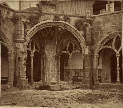 [Chiostro del Silenzio, monastero di Santa Cruz de Coimbra] da Charles Thurston Thompson
