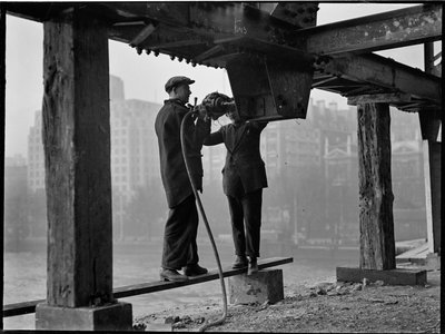 Demolizione del Ponte di Waterloo, Lambeth, Greater London Authority, 1936 da Charles William Prickett