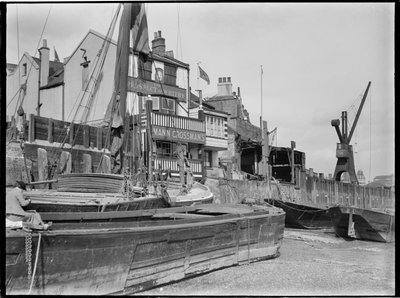 Prospettiva di Whitby, Wapping Wall, Wapping, Tower Hamlets, Greater London Authority da Charles William Prickett
