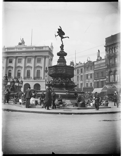 Fontana commemorativa di Shaftesbury, Piccadilly Circus, Città di Westminster, Londra, 1895-1905 da Charles William Prickett