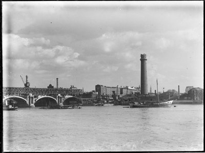 Torre di tiro e fabbrica di piombo, Belvedere Road, Lambeth, Greater London Authority, 1936 da Charles William Prickett