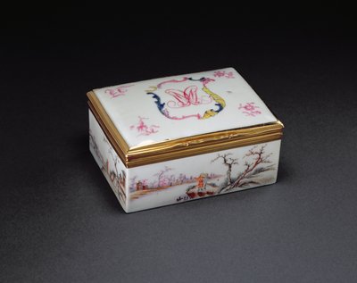 Scatola da fiuto monogrammata, Periodo Qianlong (1736-95) c.1750 da Chinese School