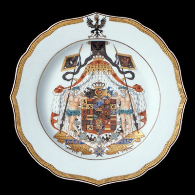 Piatto da cena araldico, Periodo Qianlong (1736-95) c.1755 da Chinese School
