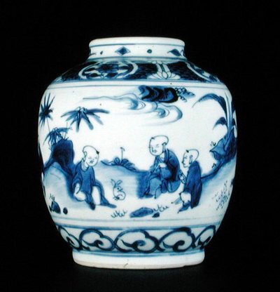 Vaso blu e bianco dipinto con ragazzi con una lepre, Wanli o Chongzheng, 1600-30 da Chinese School