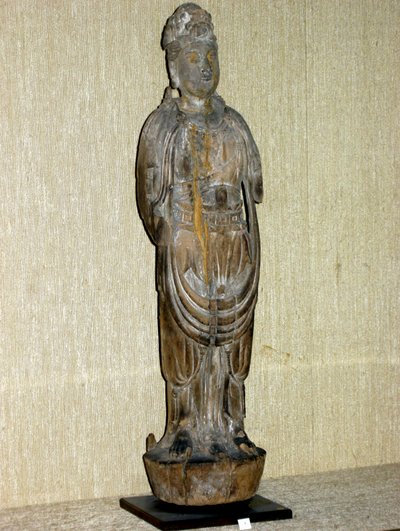 Kouan-yin, bodhisattva della compassione, Dinastia Song (960-1276) (legno dipinto) da Chinese School